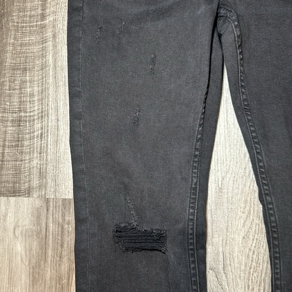 Vigoss Ace Straight Leg Distressed Jeans - 26 - Picture 6 of 9